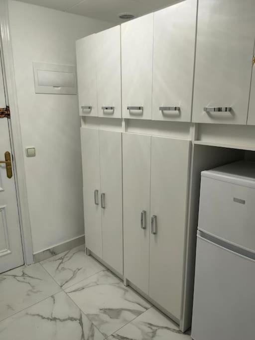 Apartament Flamingo Z Basenem Torrevieja Buitenkant foto